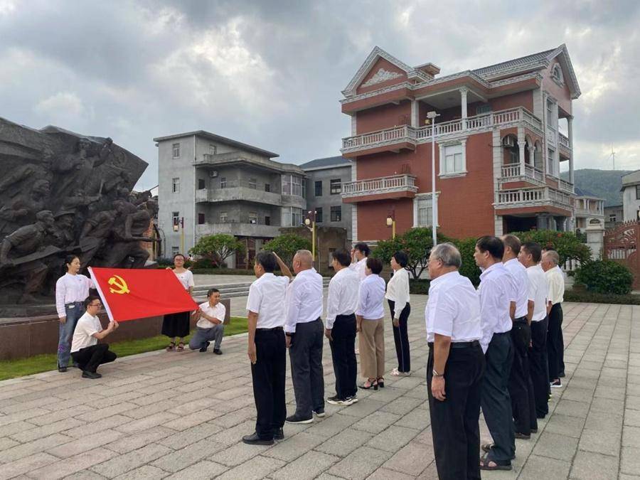 华为手机铃声来电播报人民
:福建福清：打造老党员党建工作室 用“家”的温暖拉近群众心的距离-第2张图片-太平洋在线下载