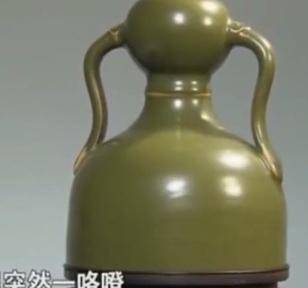 平板都能扩容吗苹果版:大爷花160万买一尊瓶，买完就后悔，专家鉴定后称：价值600万